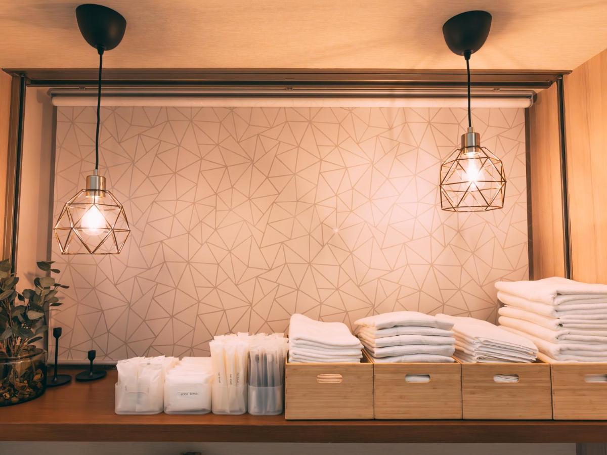 R Hotel-The Atelier Shinsaibashi East Осака Экстерьер фото